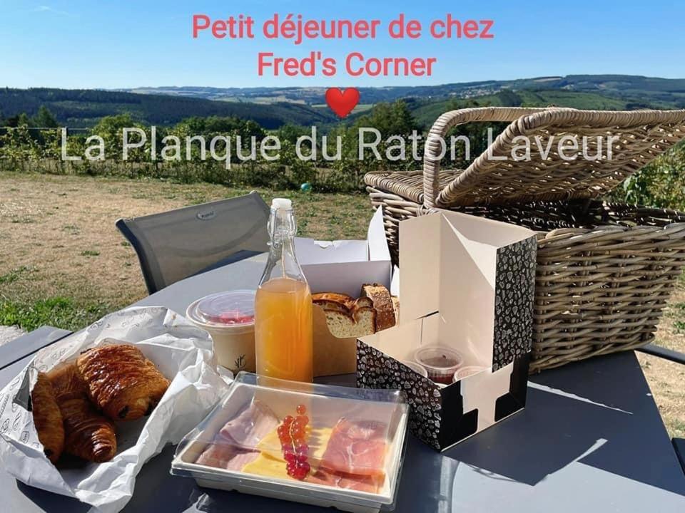 La Planque Du Raton Laveur Aparthotel Lierneux Екстериор снимка
